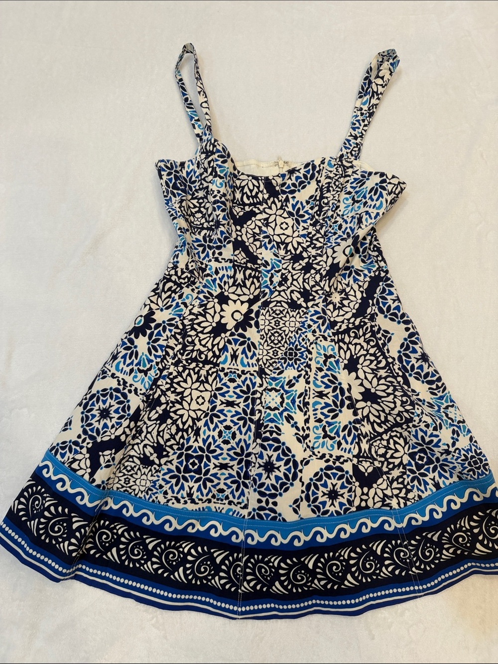 Avec Les Filles Blue and White Floral Fit-and-Flare Dress